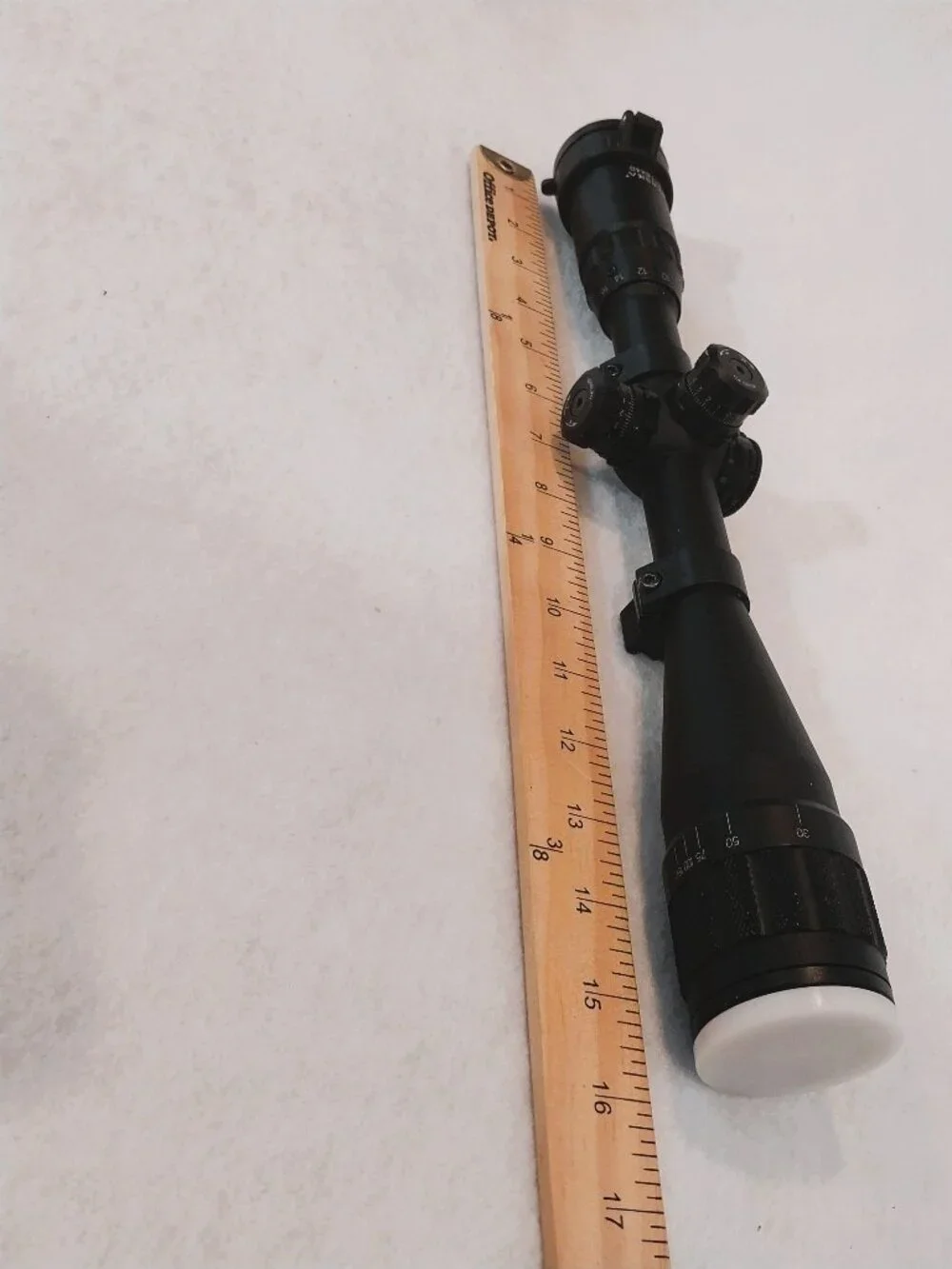 Barska 4-16x40 Long Range Riflescope Black AC12453 Used Pre-owned